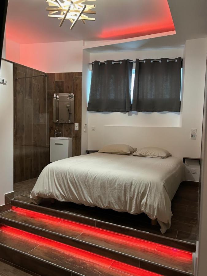 Chambre La Suite Pres Gare Grenoble Luaran gambar